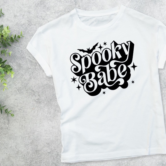 NWT Spooky Babe Halloween Graphic Tee Shirt - Picture 3 of 7